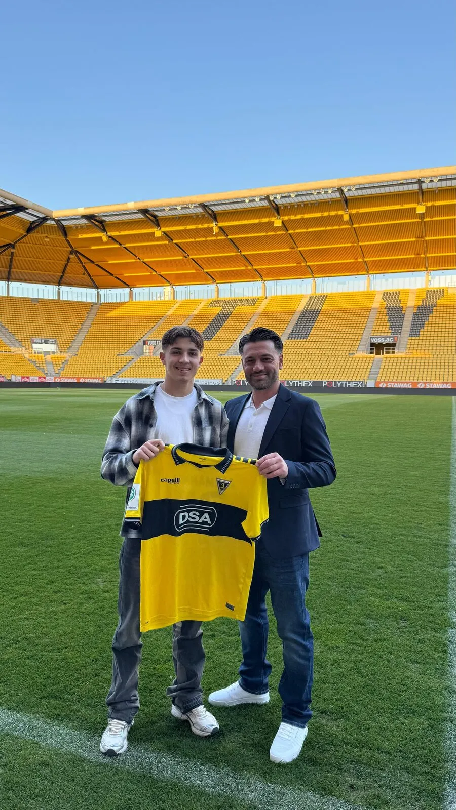 Guillermo Schultheis Falcon mit Coach Ercan Şendağ